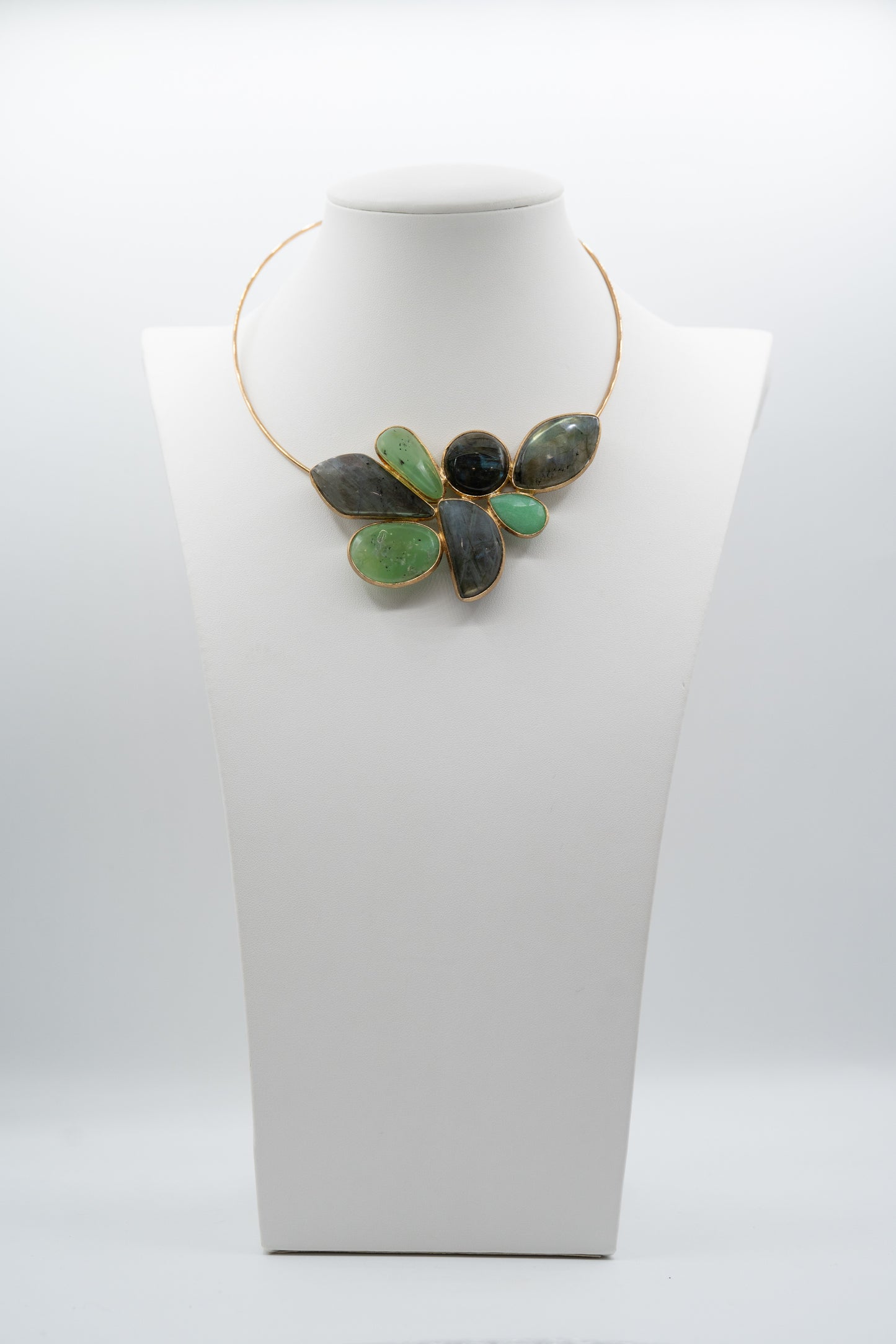 Collana Flora Boreale in labradorite e crisoprasio, vista completa