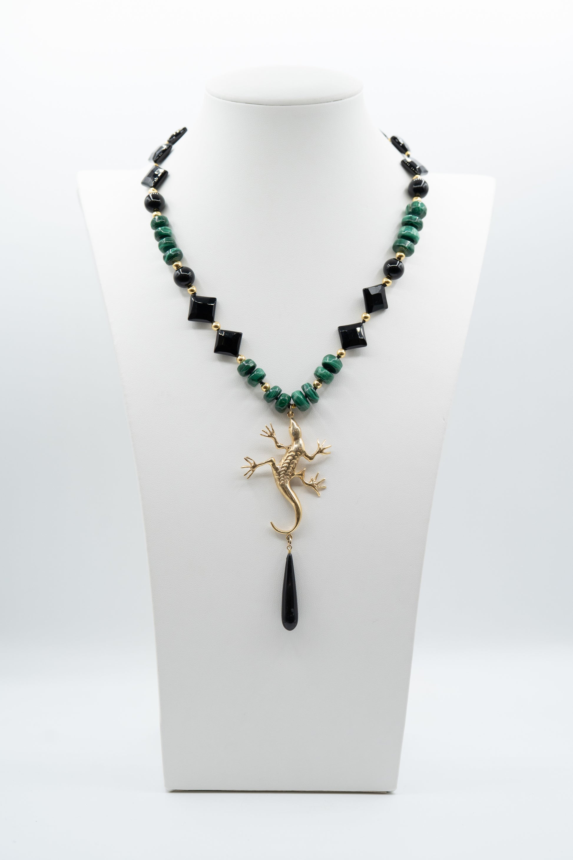 Collana Guardiano Verde in onice e malachite, vista completa