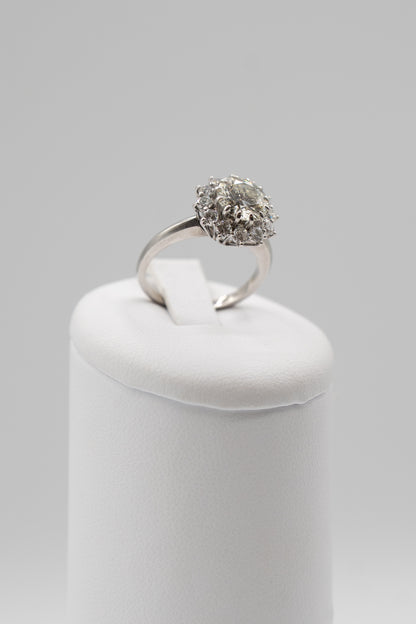 Solitario Luce Assoluta in oro 18 kt con diamante centrale da 2 ct